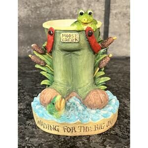 Enesco Moose Creek Crossing “Wading For the Big One” Waders Vase 1995 Frogs